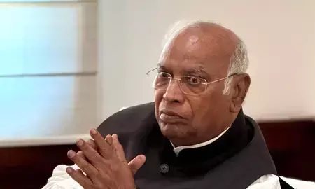पीएम मोदी का संबोधन राजनीतिक भाषण, आचार संहिता का उल्लंघन : मल्लिकार्जुन खड़गे
