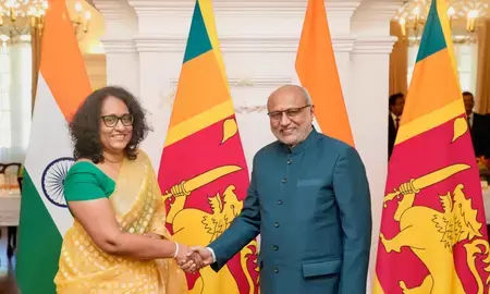उपराष्ट्रपति राधाकृष्णन और श्रीलंका की प्रधानमंत्री अमरसूर्या की मुलाकात, दोनों देशों के आपसी संबंधों को मजबूत बनाने पर जोर
