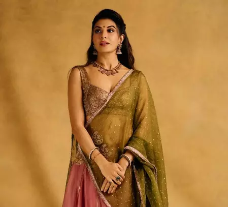 जैकलीन फर्नांडिस की सरकारी गवाह बनने की अर्जी पर टली सुनवाई, अब 8 मई को कोर्ट सुनाएगा फैसला जैकलीन फर्नांडिस की सरकारी गवाह बनने की अर्जी पर टली सुनवाई, अब 8 मई को कोर्ट सुनाएगा फैसला