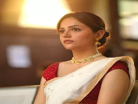 सैयारा फेम एक्ट्रेस अनीत पड्डा पर टूटा दुखों का पहाड़, दादा के निधन से टूटीं अभिनेत्री सैयारा फेम एक्ट्रेस अनीत पड्डा पर टूटा दुखों का पहाड़, दादा के निधन से टूटीं अभिनेत्री