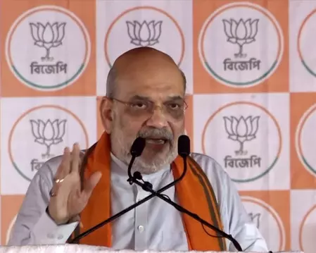 ममता के गुंडों को पाताल से भी ढूंढ लाएंगे, चांदीपुर रैली में अमित शाह की दो टूक; बंगाल चुनाव में गरमाया माहौल ममता के गुंडों को पाताल से भी ढूंढ लाएंगे, चांदीपुर रैली में अमित शाह की दो टूक; बंगाल चुनाव में गरमाया माहौल
