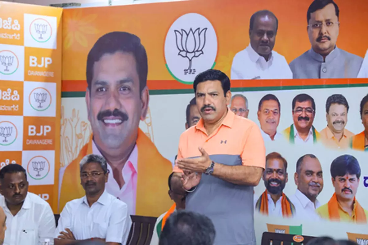 खड़गे के बयान पर कर्नाटक भाजपा का हमला, बताया ‘जहरीली सोच का प्रतीक’ खड़गे के बयान पर कर्नाटक भाजपा का हमला, बताया ‘जहरीली सोच का प्रतीक’