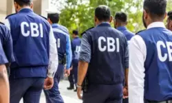 सीबीआई के नोटिस पर 1 मई से लगेगा क्यूआर कोड, फर्जी नोटिस और साइबर ठगी रोकने के लिए नया कदम सीबीआई के नोटिस पर 1 मई से लगेगा क्यूआर कोड, फर्जी नोटिस और साइबर ठगी रोकने के लिए नया कदम