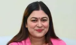 33 प्रतिशत आरक्षण लेकर रहेगी ‘आधी आबादी’: रागिनी नायक 33 प्रतिशत आरक्षण लेकर रहेगी ‘आधी आबादी’: रागिनी नायक