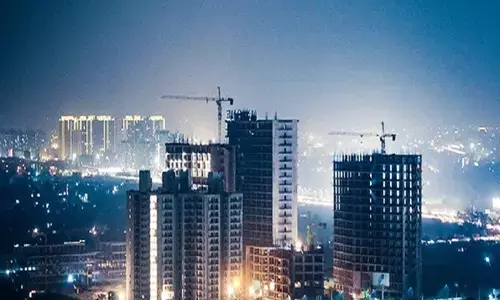 बाजार की पाठशाला: रीट्स और इनविट्स क्या होते हैं? जानें कम पूंजी में रियल एस्टेट और इंफ्रास्ट्रक्चर में निवेश से कैसे होती है मोटी कमाई बाजार की पाठशाला: रीट्स और इनविट्स क्या होते हैं? जानें कम पूंजी में रियल एस्टेट और इंफ्रास्ट्रक्चर में निवेश से कैसे होती है मोटी कमाई