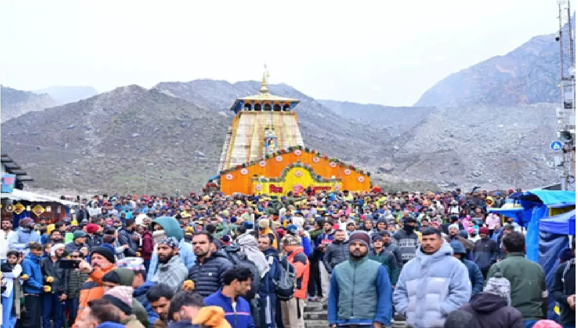 केदारनाथ धाम के कपाट खुले, सीएम धामी ने की पूजा, जय बाबा केदार के जयघोष के बीच यात्रा का शुभारंभ केदारनाथ धाम के कपाट खुले, सीएम धामी ने की पूजा, जय बाबा केदार के जयघोष के बीच यात्रा का शुभारंभ
