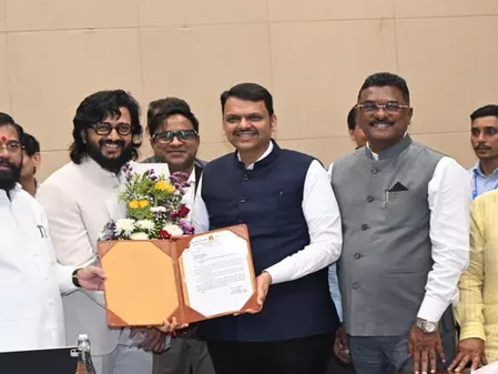 राजा शिवाजी के बीच महाराष्ट्र राज्य परिवहन निगम ने रितेश-जेनेलिया को बनाया ब्रांड एंबेसडर राजा शिवाजी के बीच महाराष्ट्र राज्य परिवहन निगम ने रितेश-जेनेलिया को बनाया ब्रांड एंबेसडर