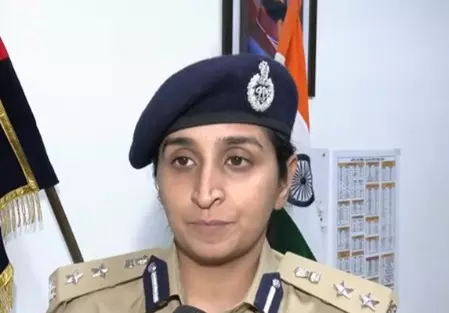 पीएम मोदी से जुड़े फेक वीडियो मामले में चंडीगढ़ पुलिस की सख्त कार्रवाई, आरोपी को नोटिस जारी पीएम मोदी से जुड़े फेक वीडियो मामले में चंडीगढ़ पुलिस की सख्त कार्रवाई, आरोपी को नोटिस जारी
