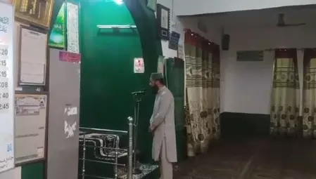 जम्मू-कश्मीर: अनंतनाग की मस्जिदों में गूंजी मादक पदार्थों के खिलाफ जंग की अपील जम्मू-कश्मीर: अनंतनाग की मस्जिदों में गूंजी मादक पदार्थों के खिलाफ जंग की अपील
