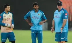 मुंबई से करारी हार पर भड़के मैथ्यू हेडन, कहा- भयावह बल्लेबाजी और खराब डेथ बॉलिंग ने डुबोया मैच मुंबई से करारी हार पर भड़के मैथ्यू हेडन, कहा- भयावह बल्लेबाजी और खराब डेथ बॉलिंग ने डुबोया मैच