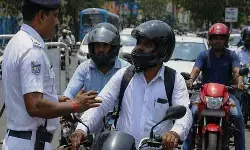 पश्चिम बंगाल में पहले चरण के मतदान से पहले चुनाव आयोग ने बाइक चलाने पर लगे प्रतिबंधों में ढील दी