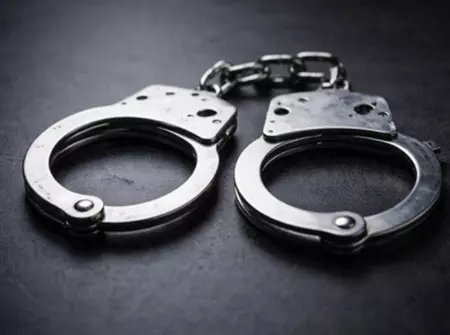ट्रेनों में मौत बांट रहे नकली साधु, झारखंड में नशीला लड्डू खाने से महिला की मौत, गिरोह का पर्दाफाश ट्रेनों में मौत बांट रहे नकली साधु, झारखंड में नशीला लड्डू खाने से महिला की मौत, गिरोह का पर्दाफाश