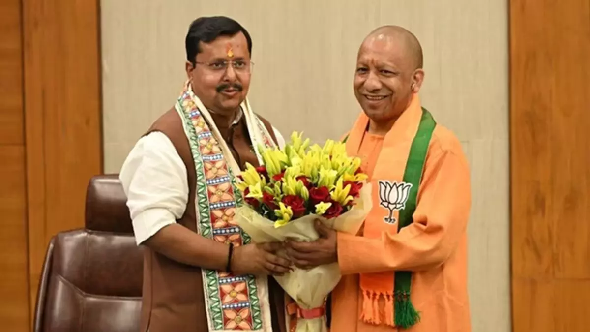 योगी आदित्यनाथ ही चेहरा होंगे..., नितिन नवीन का यूपी विधानसभा चुनाव को लेकर बड़ा ऐलान योगी आदित्यनाथ ही चेहरा होंगे..., नितिन नवीन का यूपी विधानसभा चुनाव को लेकर बड़ा ऐलान