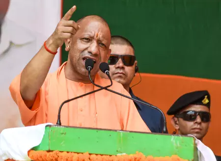 यूपी में 30 अप्रैल तक 100 प्रतिशत फार्मर रजिस्ट्री का लक्ष्य, जायद 2026 के लिए डिजिटल क्रॉप सर्वे की तैयारी तेज यूपी में 30 अप्रैल तक 100 प्रतिशत फार्मर रजिस्ट्री का लक्ष्य, जायद 2026 के लिए डिजिटल क्रॉप सर्वे की तैयारी तेज