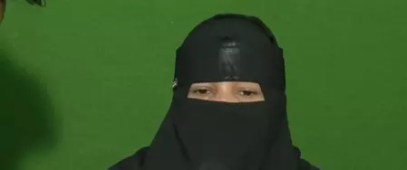 महिला ने शोषण का दर्द किया बयां, बोली- पति के खिलाफ हो बुलडोजर एक्शन महिला ने शोषण का दर्द किया बयां, बोली- पति के खिलाफ हो बुलडोजर एक्शन