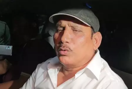 मध्य प्रदेश : भाजपा विधायक प्रीतम सिंह लोधी ने पुलिस अधिकारी पर की गई टिप्पणी के लिए मांगी माफी मध्य प्रदेश : भाजपा विधायक प्रीतम सिंह लोधी ने पुलिस अधिकारी पर की गई टिप्पणी के लिए मांगी माफी