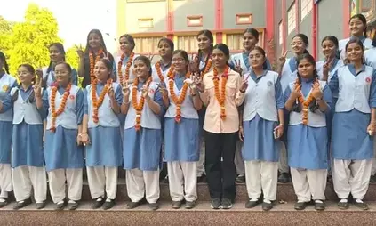 यूपी बोर्ड रिजल्ट : आराध्या जायसवाल ने 12वीं में 96.33 प्रतिशत लाकर पाई 9वीं रैंक, वकील बनना सपना