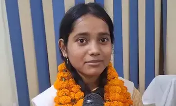 यूपी बोर्ड हाई स्कूल और इंटरमीडिएट में बेटियों का कमाल, 12वीं में शिखा वर्मा बनीं स्टेट टॉपर यूपी बोर्ड हाई स्कूल और इंटरमीडिएट में बेटियों का कमाल, 12वीं में शिखा वर्मा बनीं स्टेट टॉपर
