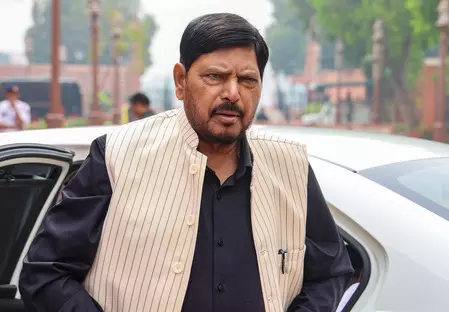 पश्चिम बंगाल और तमिलनाडु में रिकॉर्ड वोटिंग से लोकतंत्र मजबूत, आठवले ने सुरक्षा व्यवस्था को बताया अहम कारण पश्चिम बंगाल और तमिलनाडु में रिकॉर्ड वोटिंग से लोकतंत्र मजबूत, आठवले ने सुरक्षा व्यवस्था को बताया अहम कारण