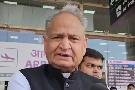 भाजपा कभी सुधर नहीं सकती, राघव चड्ढा समेत कई सांसदों के आप छोड़ने पर गहलोत का तंज भाजपा कभी सुधर नहीं सकती, राघव चड्ढा समेत कई सांसदों के आप छोड़ने पर गहलोत का तंज
