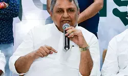 हम नीतीश के रास्ते से विचलित नहीं होने वाले: विजय चौधरी हम नीतीश के रास्ते से विचलित नहीं होने वाले: विजय चौधरी