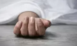 कर्नाटक के हुबली में मां ने मोबाइल छीना तो बेटे ने की खुदकुशी, पुलिस की सभी माता पिता को दी सलाह