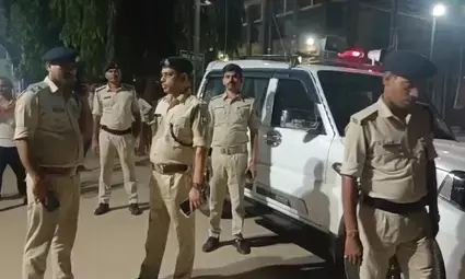 पटना डबल डेकर पुल हादसा: छात्रा ने 50 फीट ऊंचाई से लगाई छलांग, PMCH में भर्ती, जांच जारी पटना डबल डेकर पुल हादसा: छात्रा ने 50 फीट ऊंचाई से लगाई छलांग, PMCH में भर्ती, जांच जारी