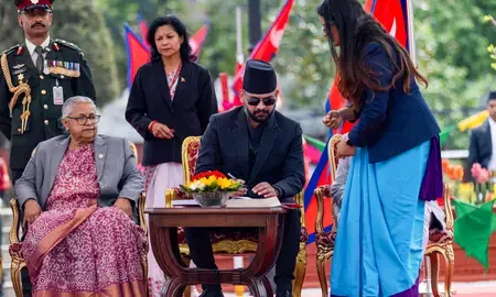 नई सरकार बनते ही फिर से सुलगने लगा नेपाल, छात्र राजनीति पर रोक और आम जनता पर आर्थिक बोझ से बढ़ा आक्रोश