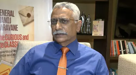 सरकार को सेना पर पूरा भरोसा, फौज को ऑपरेशन के दौरान दी जाती है पूरी छूट..जानें सुरक्षा रणनीति पर क्या बोले जनरल नरवणे सरकार को सेना पर पूरा भरोसा, फौज को ऑपरेशन के दौरान दी जाती है पूरी छूट..जानें सुरक्षा रणनीति पर क्या बोले जनरल नरवणे