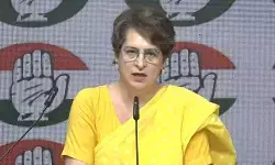 प्रियंका गांधी का भाजपा पर प्रहार: पीड़ित को प्रताड़ित करना ही अब नई व्यवस्था प्रियंका गांधी का भाजपा पर प्रहार: पीड़ित को प्रताड़ित करना ही अब नई व्यवस्था