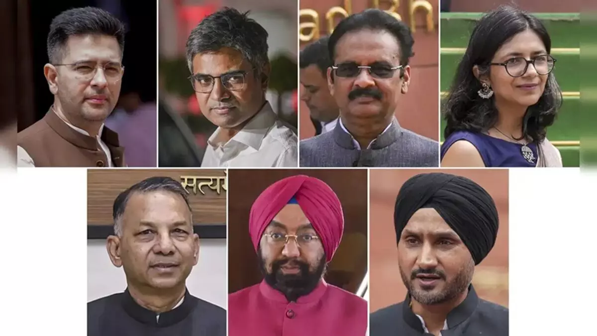 राज्यसभा में AAP को बड़ा झटका, सात सांसदों के बीजेपी में विलय को सभापति की मंजूरी राज्यसभा में AAP को बड़ा झटका, सात सांसदों के बीजेपी में विलय को सभापति की मंजूरी