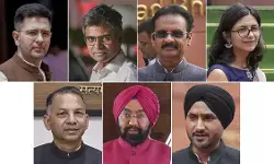 राज्यसभा में AAP को बड़ा झटका, सात सांसदों के बीजेपी में विलय को सभापति की मंजूरी राज्यसभा में AAP को बड़ा झटका, सात सांसदों के बीजेपी में विलय को सभापति की मंजूरी