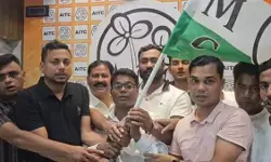 बंगाल में मतदान से ठीक पहले कांग्रेस को झटका, मगराहट पश्चिम में उम्मीदवार का TMC में शामिल होना बना चर्चा का विषय बंगाल में मतदान से ठीक पहले कांग्रेस को झटका, मगराहट पश्चिम में उम्मीदवार का TMC में शामिल होना बना चर्चा का विषय