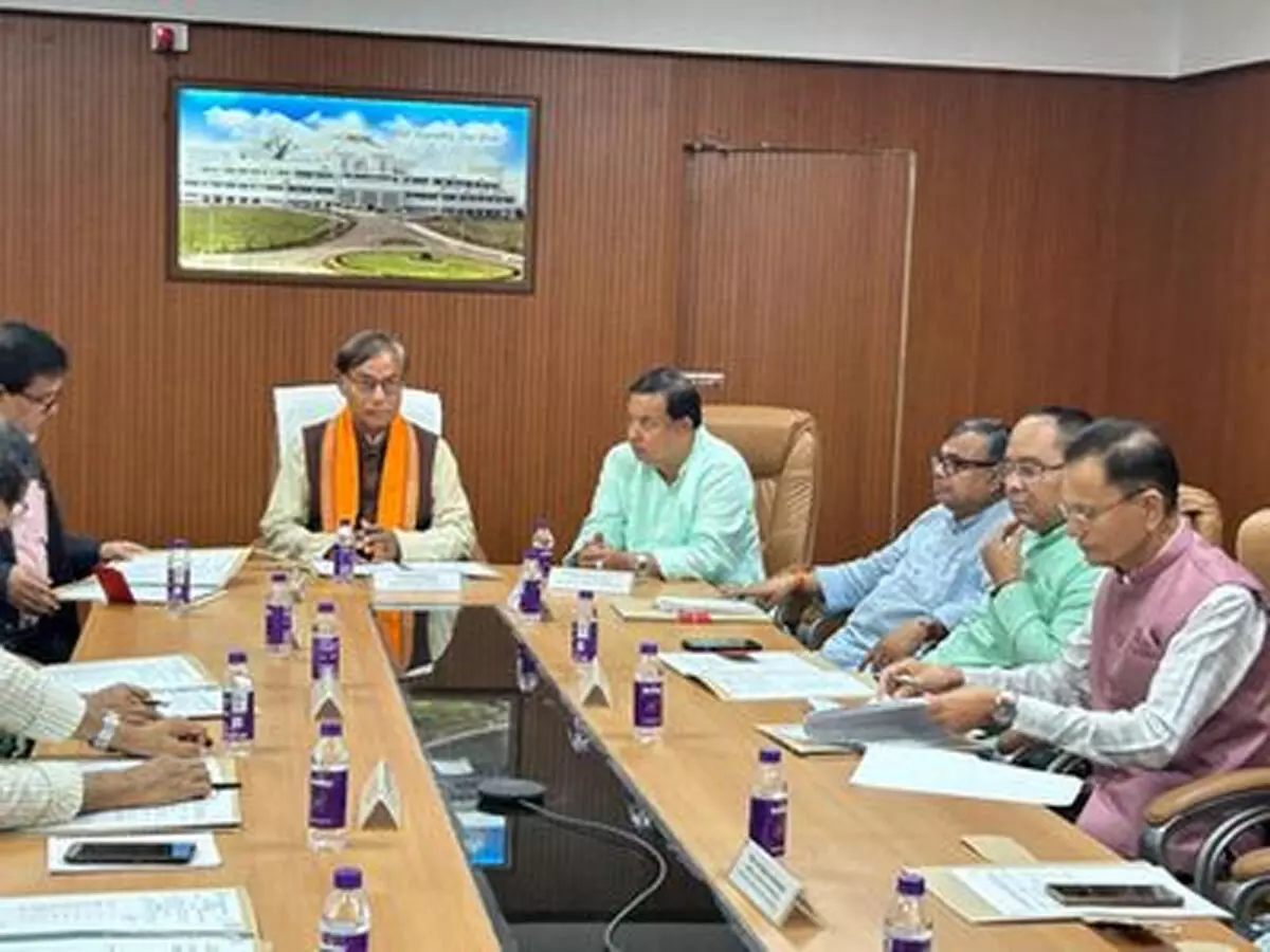 त्रिपुरा विधानसभा में महिलाओं के आरक्षण पर 30 अप्रैल को विशेष सत्र आयोजित होगा त्रिपुरा विधानसभा में महिलाओं के आरक्षण पर 30 अप्रैल को विशेष सत्र आयोजित होगा