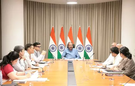शिक्षा मंत्री की बड़ी समीक्षा बैठक: देश भर के छात्रों तक समय पर पहुँचेंगी NCERT की किताबें, वितरण प्रणाली पर फोकस शिक्षा मंत्री की बड़ी समीक्षा बैठक: देश भर के छात्रों तक समय पर पहुँचेंगी NCERT की किताबें, वितरण प्रणाली पर फोकस