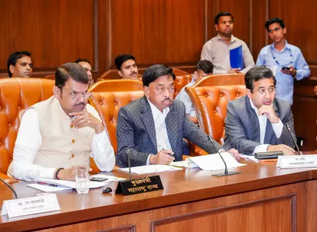 महाराष्ट्र, यूपी मॉडल पर खाद की लिंकिंग पर रोक लगाएगा : कृषि मंत्री दत्तात्रेय महाराष्ट्र, यूपी मॉडल पर खाद की लिंकिंग पर रोक लगाएगा : कृषि मंत्री दत्तात्रेय