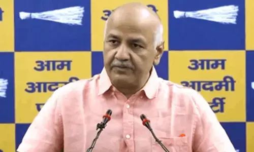 Delhi: केजरीवाल के बाद सिसोदिया ने जस्टिस स्वर्ण कांता को चिट्ठी लिखी, हाई कोर्ट में पेश नहीं होंगे AAP नेता