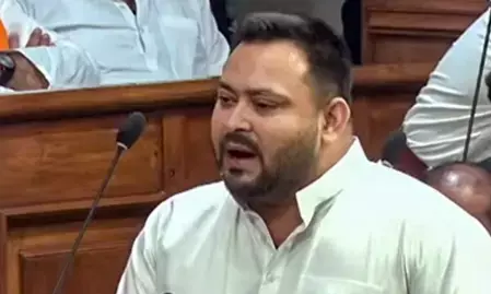 दिल्ली में युवक की हत्या पर भड़के तेजस्वी , कहा- भाजपा सरकार में बिहारी होना सबसे बड़ा अपराध दिल्ली में युवक की हत्या पर भड़के तेजस्वी , कहा- भाजपा सरकार में बिहारी होना सबसे बड़ा अपराध
