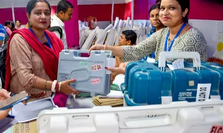 गुजरात निकाय चुनाव: शुरुआती रुझानों में भाजपा का दबदबा, कई निगमों में जीत, शहरी और ग्रामीण निकायों में बनाई बढ़त