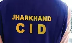 बोकारो ट्रेजरी घोटाला: 1.11 करोड़ गबन में एएसआई गिरफ्तार, सीआईडी जांच में बड़े खुलासे बोकारो ट्रेजरी घोटाला: 1.11 करोड़ गबन में एएसआई गिरफ्तार, सीआईडी जांच में बड़े खुलासे
