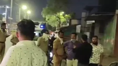 महाराष्ट्र: पुणे के कोंढवा में क्लोरीन गैस लीक से मची दहशत, 17 लोग बीमार, अस्पताल में भर्ती महाराष्ट्र: पुणे के कोंढवा में क्लोरीन गैस लीक से मची दहशत, 17 लोग बीमार, अस्पताल में भर्ती