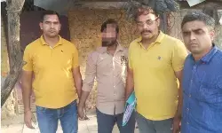 दिल्ली के शाहदरा में 2 किलो ड्रग्स के साथ तीन गिरफ्तार दिल्ली के शाहदरा में 2 किलो ड्रग्स के साथ तीन गिरफ्तार