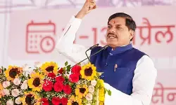 गुजरात की तरह समृद्धि के पथ पर मध्य प्रदेश : सीएम मोहन यादव गुजरात की तरह समृद्धि के पथ पर मध्य प्रदेश : सीएम मोहन यादव
