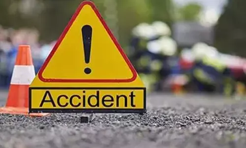 मध्य प्रदेश में बड़ा हादसा: चारधाम यात्रा से लौट रही बस ट्रक से टकराई