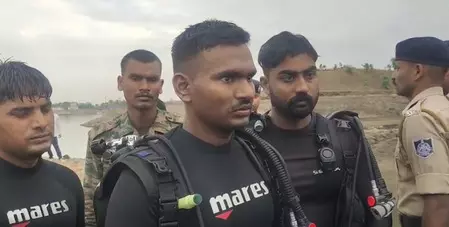 जबलपुर बरगी डैम हादसा: अब तक 9 शव बरामद, 9 लापता, 24 सुरक्षित बचाए गए रेस्क्यू ऑपरेशन तेज जबलपुर बरगी डैम हादसा: अब तक 9 शव बरामद, 9 लापता, 24 सुरक्षित बचाए गए रेस्क्यू ऑपरेशन तेज
