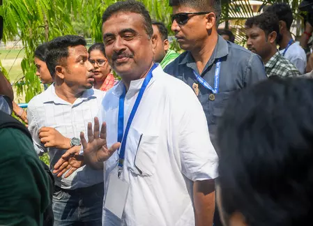 ममता बनर्जी को सता रहा हार का डर, EVM में हेरफेर की बात सिर्फ एक नाटक: सुवेंदु अधिकारी का पलटवार ममता बनर्जी को सता रहा हार का डर, EVM में हेरफेर की बात सिर्फ एक नाटक: सुवेंदु अधिकारी का पलटवार