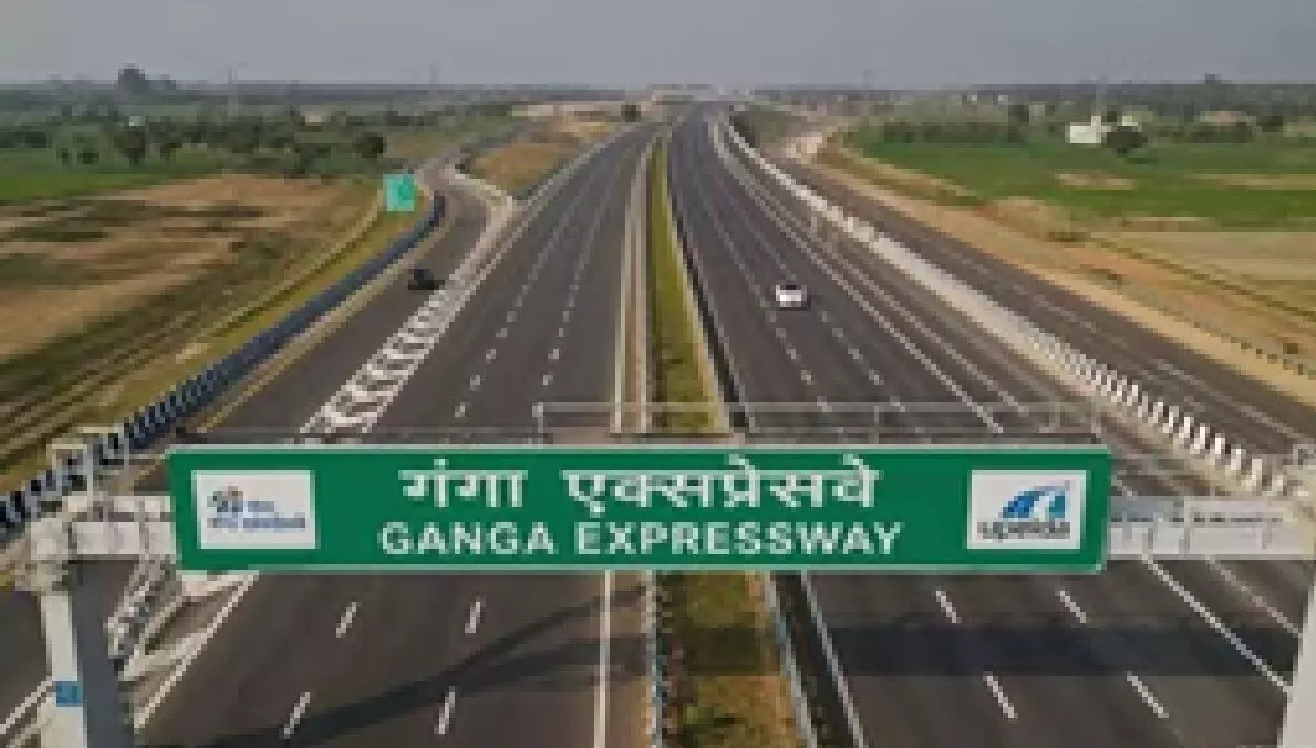 सीएम योगी की सौगात, 15 दिन तक टोल-फ्री रहेगा गंगा एक्सप्रेसवे सीएम योगी की सौगात, 15 दिन तक टोल-फ्री रहेगा गंगा एक्सप्रेसवे