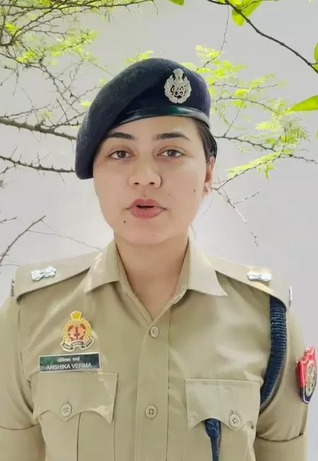 बरेली: खेत में रखवाली कर रहे किसान की गोली मारकर हत्या; वारदात से इलाके में सनसनी, जांच में जुटी पुलिस बरेली: खेत में रखवाली कर रहे किसान की गोली मारकर हत्या; वारदात से इलाके में सनसनी, जांच में जुटी पुलिस