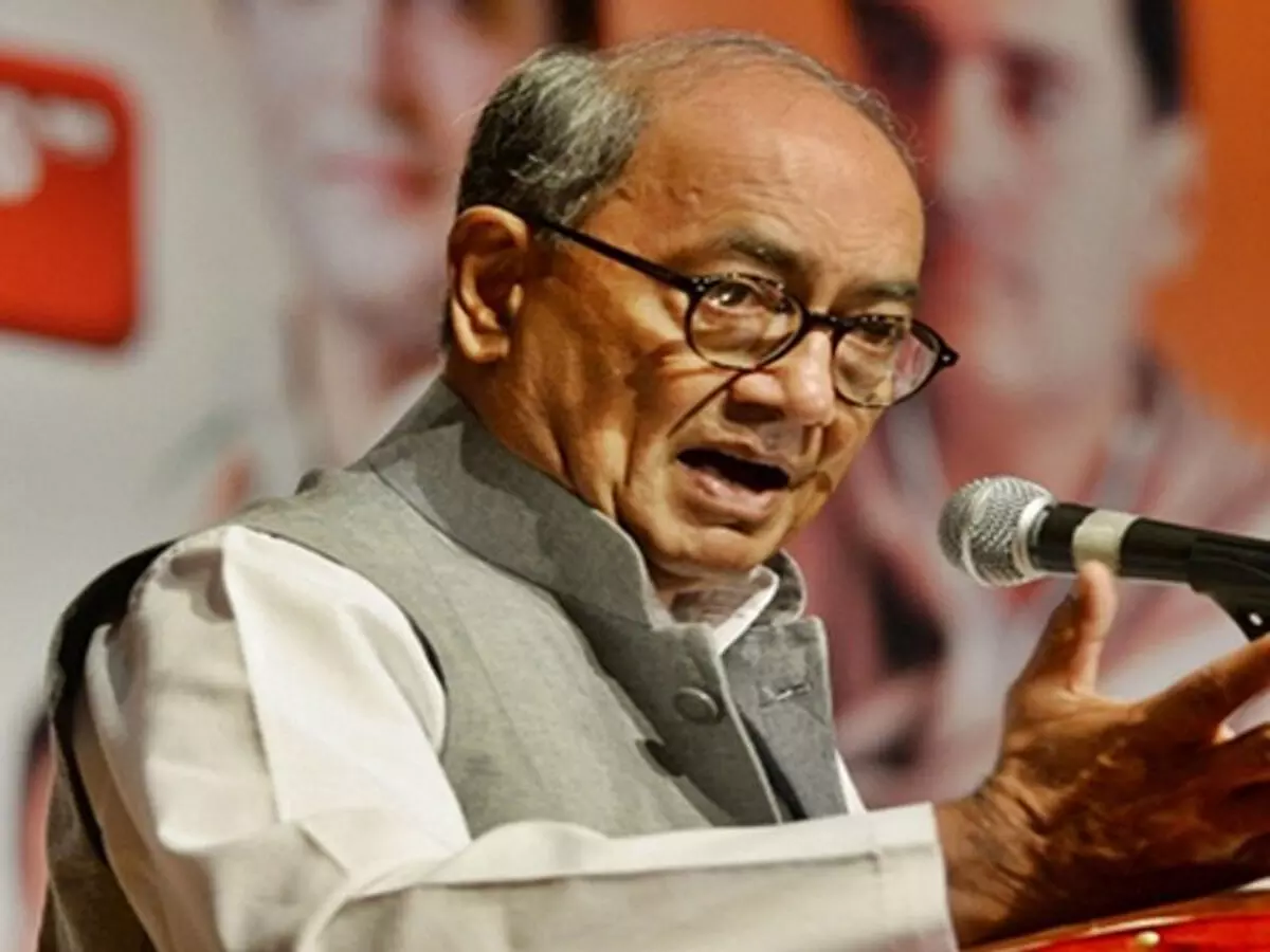 मध्य प्रदेश: दिग्विजय सिंह की सीएम मोहन यादव और जीतू पटवारी से मुलाकात से सियासत में हलचल मध्य प्रदेश: दिग्विजय सिंह की सीएम मोहन यादव और जीतू पटवारी से मुलाकात से सियासत में हलचल