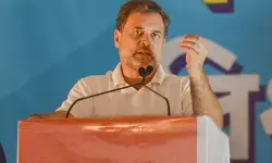 कमर्शियल गैस सिलेंडर के दाम में भारी उछाल; राहुल गांधी का केंद्र पर तंज- जनता को थमाया गया चुनावी बिल कमर्शियल गैस सिलेंडर के दाम में भारी उछाल; राहुल गांधी का केंद्र पर तंज- जनता को थमाया गया चुनावी बिल